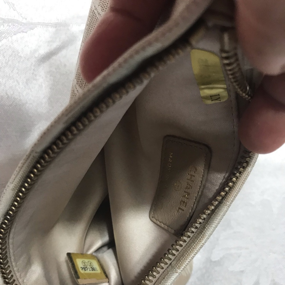 Chanel pouch
